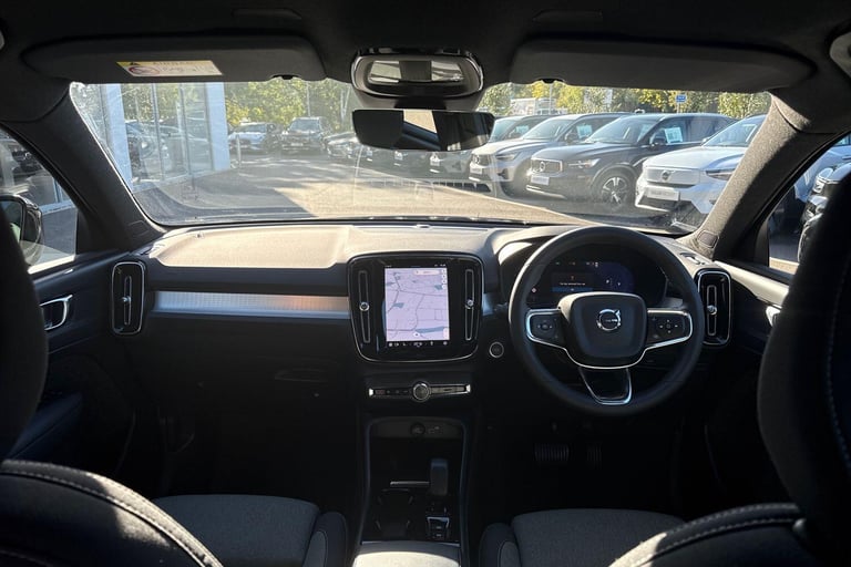 2023 Volvo XC40 2.0 B3 MHEV Plus SUV 5dr Petrol Hybrid DCT Auto Euro 6 (s/s) (163 ps) ESTATE Petr...