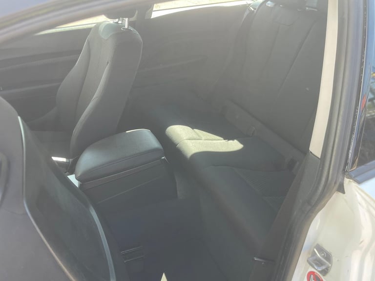 2014 BMW 1 Series 116d SE 3dr HATCHBACK Diesel Manual