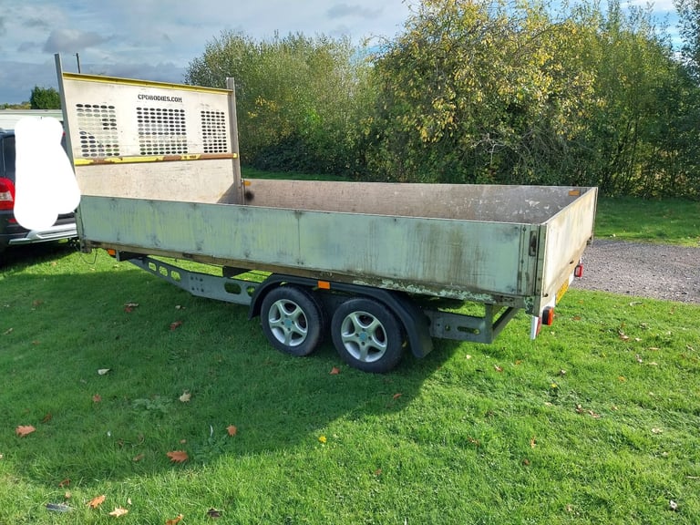 Dropside braked trailer twin axle