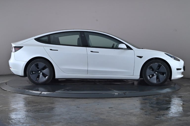  Tesla Model 3 dual Motor Long Range Saloon 4dr Electric Auto 4wde 346 Ps