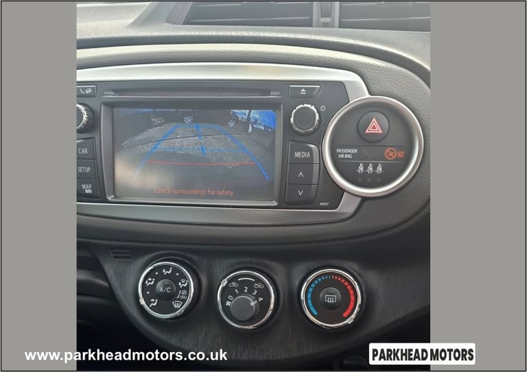 TOYOTA Yaris 2012 1.33 Dual VVT-i TR Hatchback 5dr Petrol Manual Euro 5