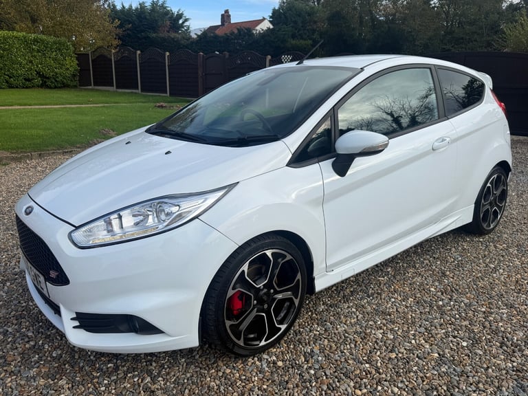 image for 2017 Ford Fiesta 1.6 EcoBoost ST-3 3dr HATCHBACK Petrol Manual