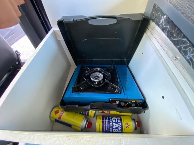 2016 Volkswagen Caddy DOUBLE BED—STOVE—AWNING—CRUISE PANEL VAN Diesel Manual