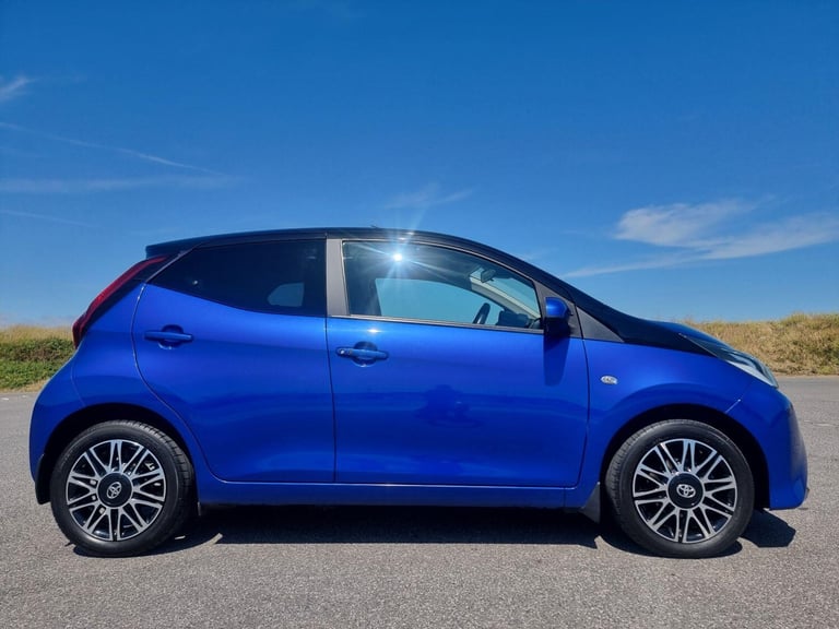 2018 Toyota AYGO 1.0 VVT-i x-clusiv Euro 6 5dr (Safety Sense) HATCHBACK Petrol Manual