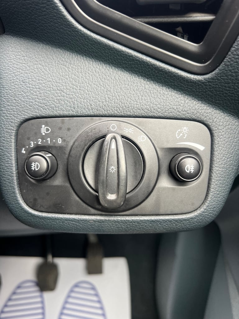 2013 Ford C-Max 1.6 TDCi Zetec 5dr MPV Diesel Manual