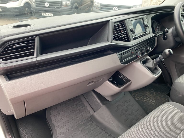 2024 Volkswagen Transporter 2.0 TDI 150 Highline Van PANEL VAN Diesel Manual