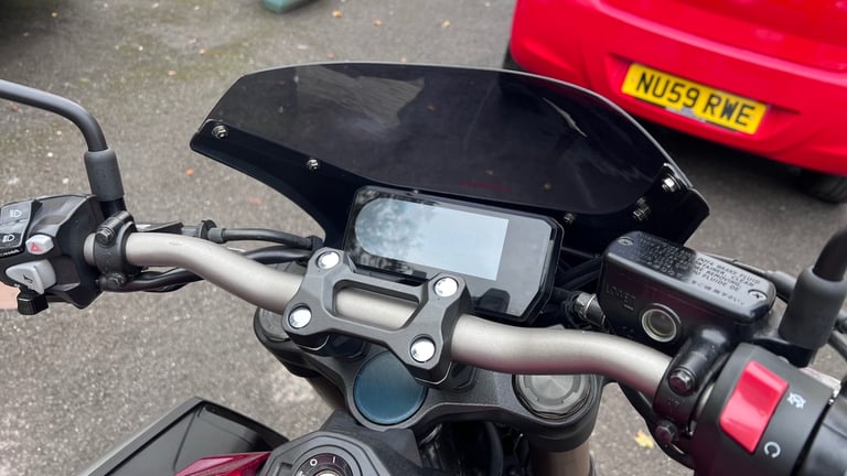 2019 Honda CB CB650RAKED (19MY) black widow can with original system fsh stunner  Tourer Petrol M...