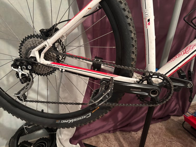 Gt Karakoram 29er 2013 (large frame) upgraded 