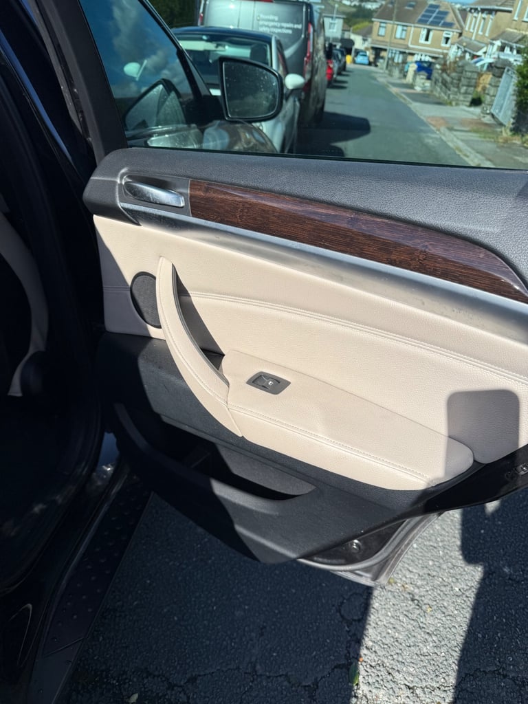 BMW, X6, Coupe, 2012, Semi-Auto, 2993 (cc), 4 doors