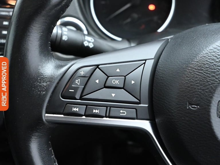 2019 Nissan Qashqai 1.3 DIG-T Tekna SUV 5dr Petrol Manual Euro 6 (s/s) (140 ps) SUV PETROL Manual