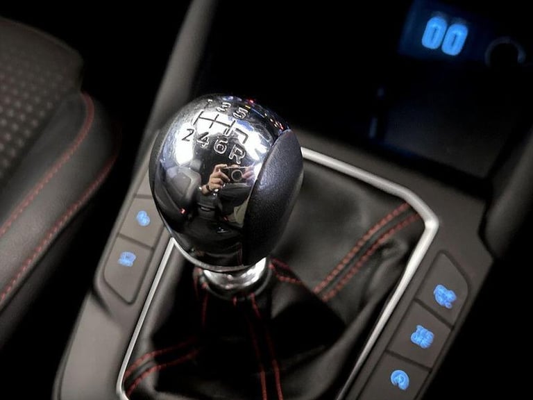 2020 Ford Focus 1.0T EcoBoost MHEV ST-Line X Edition Euro 6 (s/s) 5dr Manual Hatchback Petrol Manual