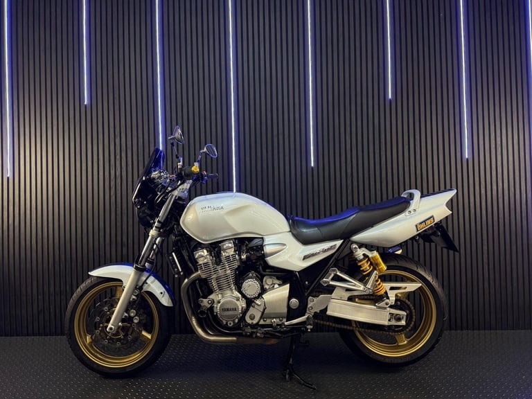 2009 Yamaha XJR1300 09