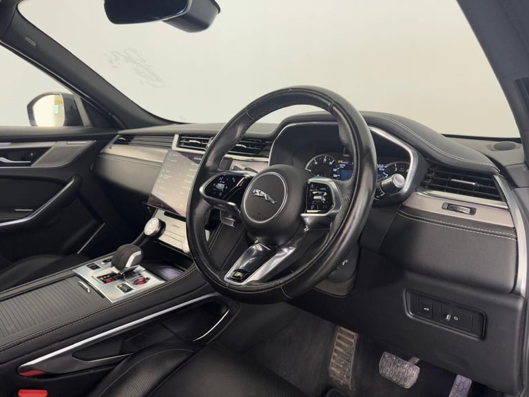 2022 Jaguar F-Pace 2.0 P250i R-Dynamic S Auto AWD Euro 6 (s/s) 5dr ESTATE Petrol Automatic