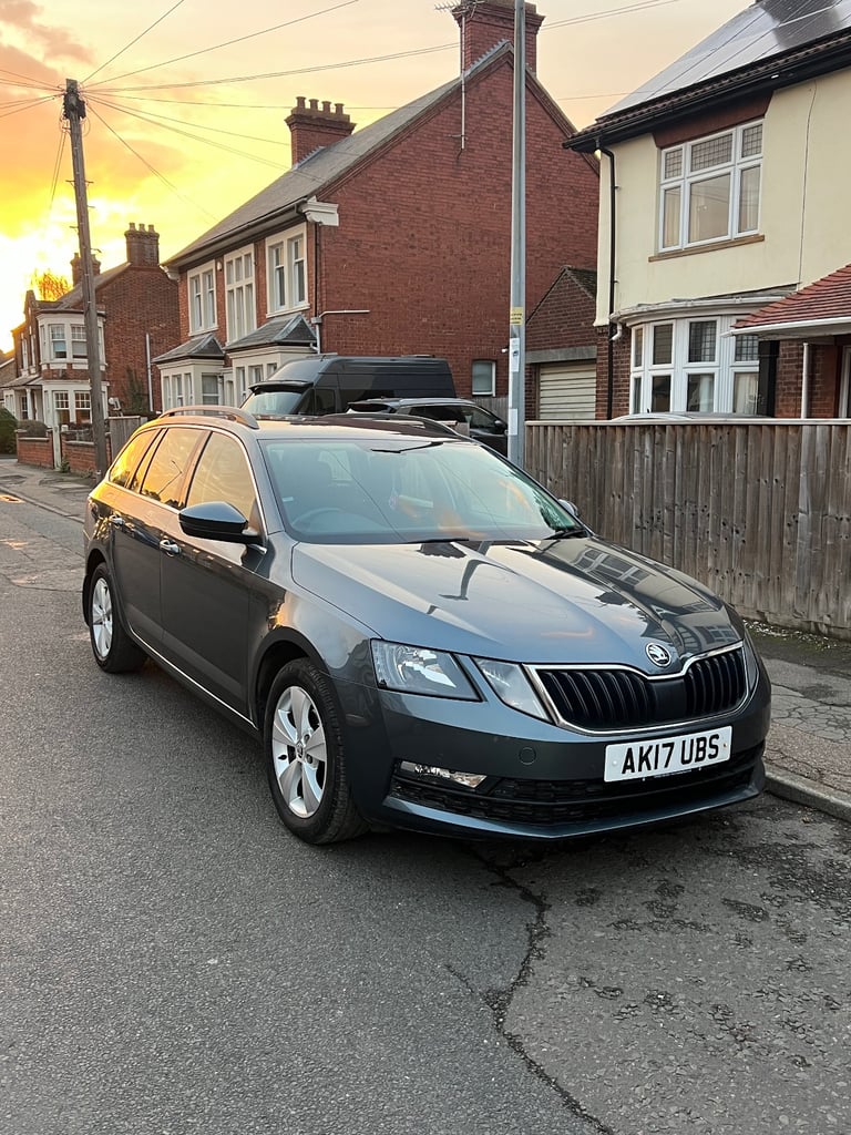 Skoda, OCTAVIA, Estate, 2017, Manual, 1598 (cc), 5 doors