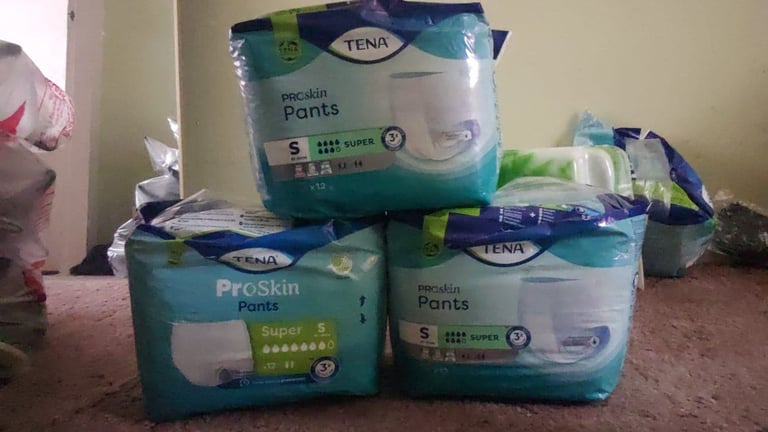 Tena Pants S