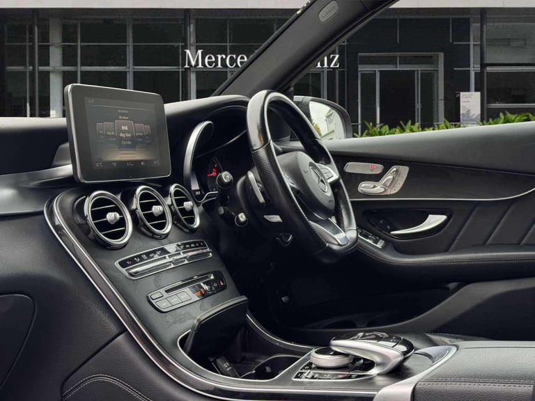 2018 Mercedes-Benz GLC 250 4Matic AMG Line Premium Plus 5dr 9G-Tronic SUV Petrol Automatic