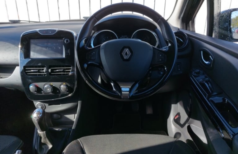 Renault, CLIO, Hatchback, 2014, Manual, 898 (cc), 5 doors