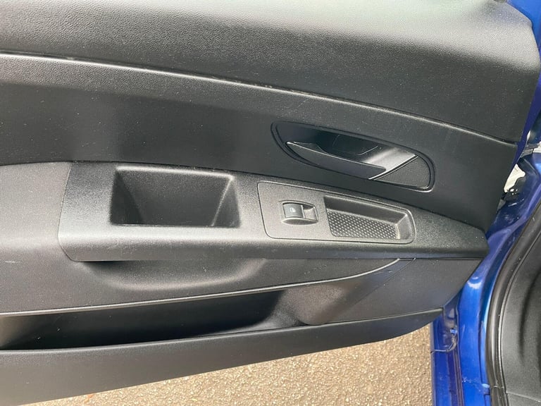 2009 Fiat Grande Punto 1.4 Active Auto Euro 4 3dr HATCHBACK Petrol Automatic