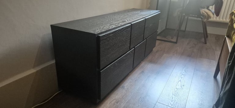 image for HEALS DRAWERS DELIVERY AVAILABLE TODAY 