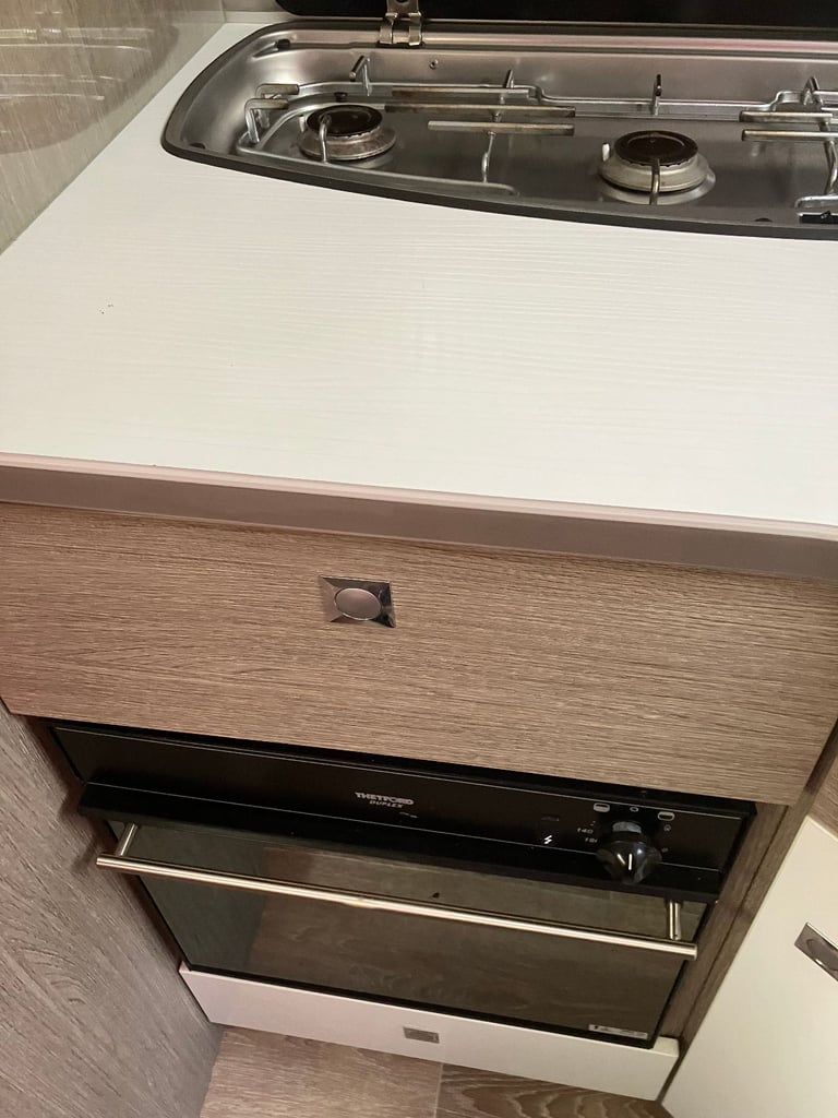 Dethleffs Magic Edition T3dbm (2019) motorhome plated down to 3500kg any driving licence
