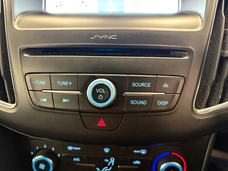 2018 Ford Focus 1.0 EcoBoost 140 ST-Line Navigation 5dr HATCHBACK PETROL Manual