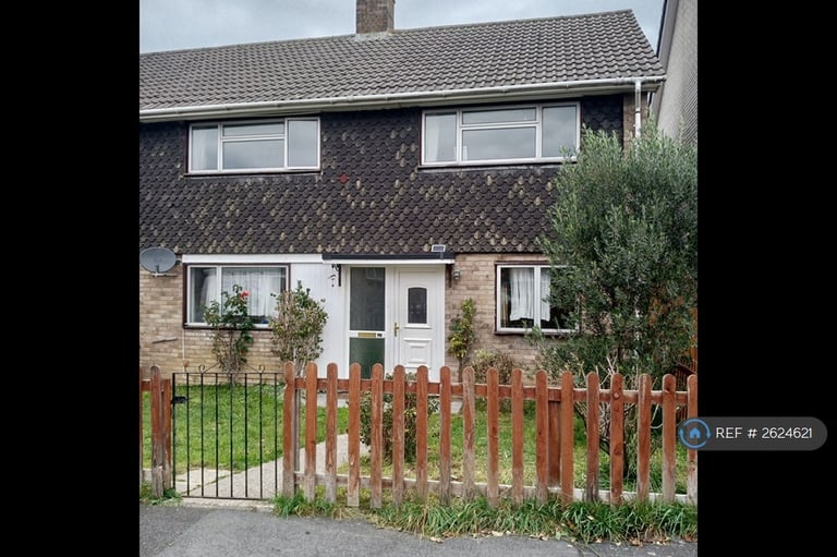 image for 4 bedroom house in Basingstoke, Basingstoke, RG22 (4 bed) (#2624621)