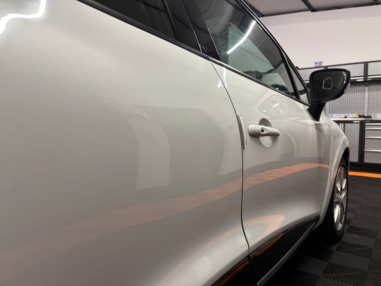 2015 Renault Clio 1.2 16V Dynamique MediaNav 5dr HATCHBACK Petrol Manual