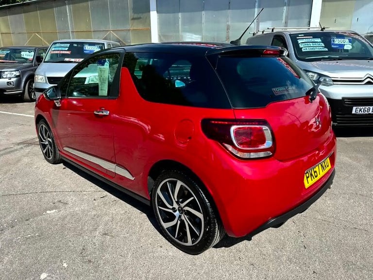 DS DS 3 BLUEHDI CONNECTED CHIC S/S-ONLY 35933 MILES, SERVICE HSITORY, SAT NAV