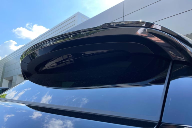 2025 Land Rover Range Rover Evoque 1.5 P270e Dynamic SE 5dr Auto ESTATE PETROL/ELECTRIC Automatic