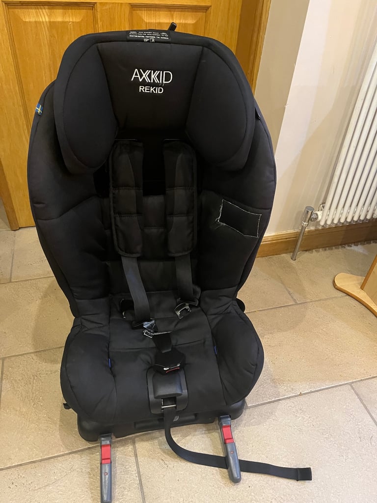 Axkid Rekid Car Seat Rear Facing Car Seat 
