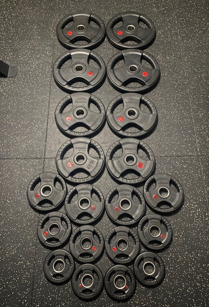 image for 165kg Bodymax rubber tri grip olympic weight set.