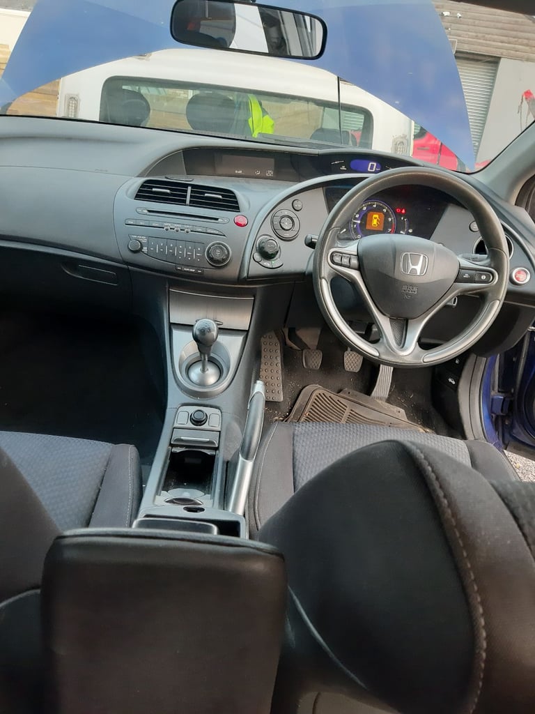 2009 Honda Civic 1.4 petrol for breaking 