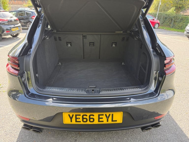 2016 Porsche Macan 2.0T PDK 4WD Euro 6 (s/s) 5dr Petrol