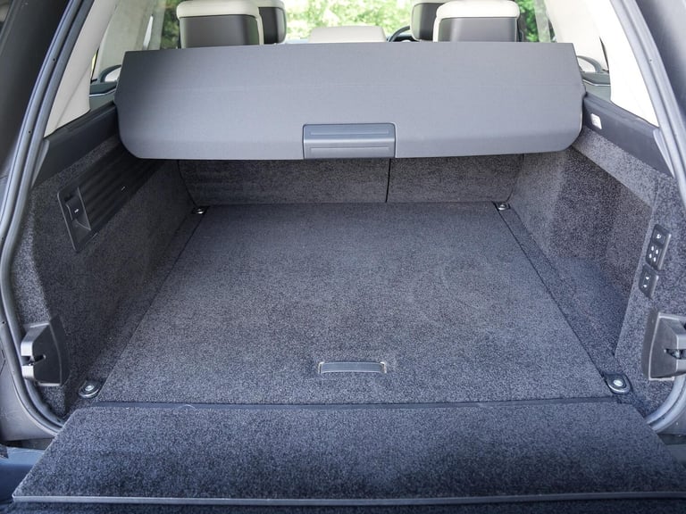  Land Rover Range Rover 5.0 P525 V8 Autobiography Auto 4WD Euro 6 (s/s) 5dr Petrol Automatic