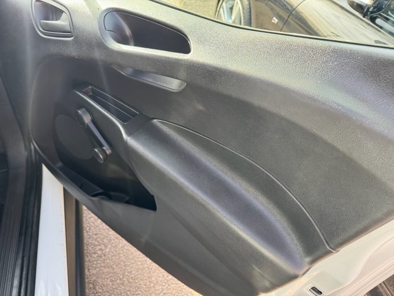 2018 Ford Transit Courier 1.5 TDCi Panel Van 5dr Diesel Manual L1 Euro 6 (75 ps) PANEL VAN Diesel...