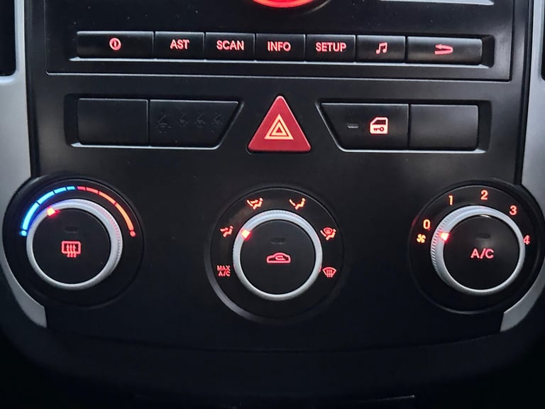 2010 Kia Ceed 1.6 1 Auto Euro 4 5dr HATCHBACK Petrol Automatic