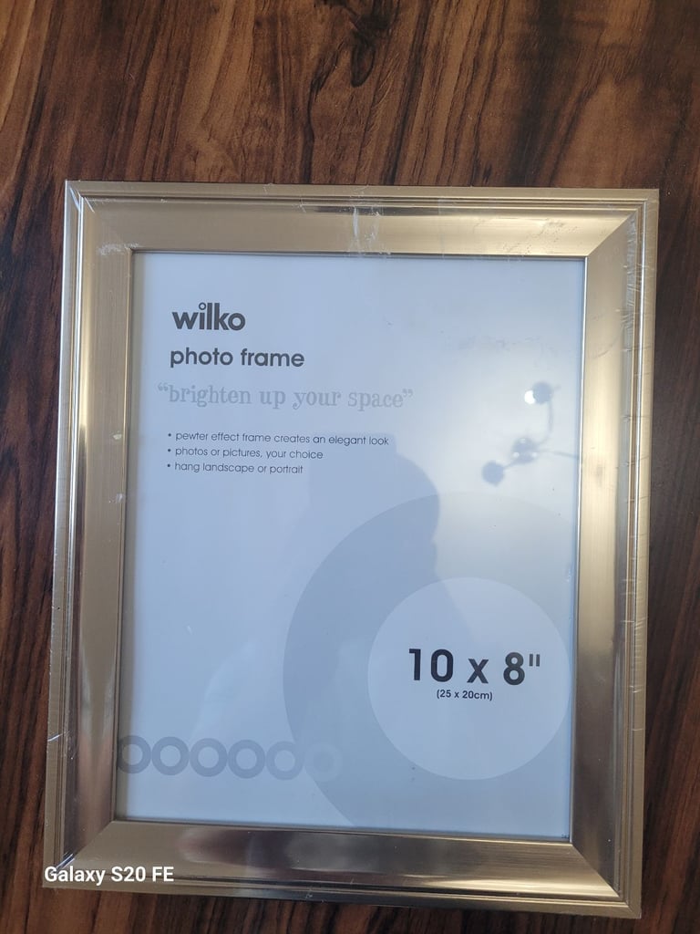 Wilko 10x8" (25x20cm) Pewter Effect Photo Frame - Hang Landscape or Portrait