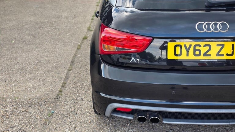 AUDI A1 1.4 TFSI S line Sportback S Tronic Euro 5 5dr 2012
