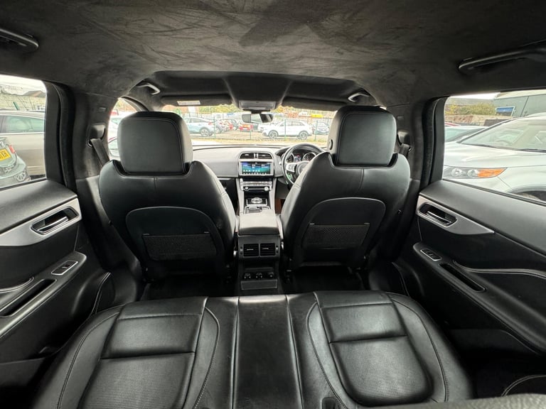 2019 Jaguar F-Pace 2.0d R-Sport 5dr Auto ESTATE DIESEL Automatic