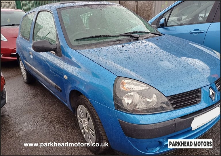 RENAULT Clio 2003 1.4 16v Expression Hatchback 3dr Petrol Automatic