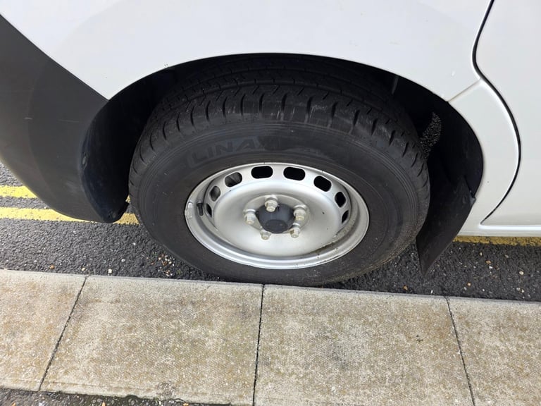 Renault Master LWB DIESEL RWD  LML35dCi 130 Business Medium Roof Van 