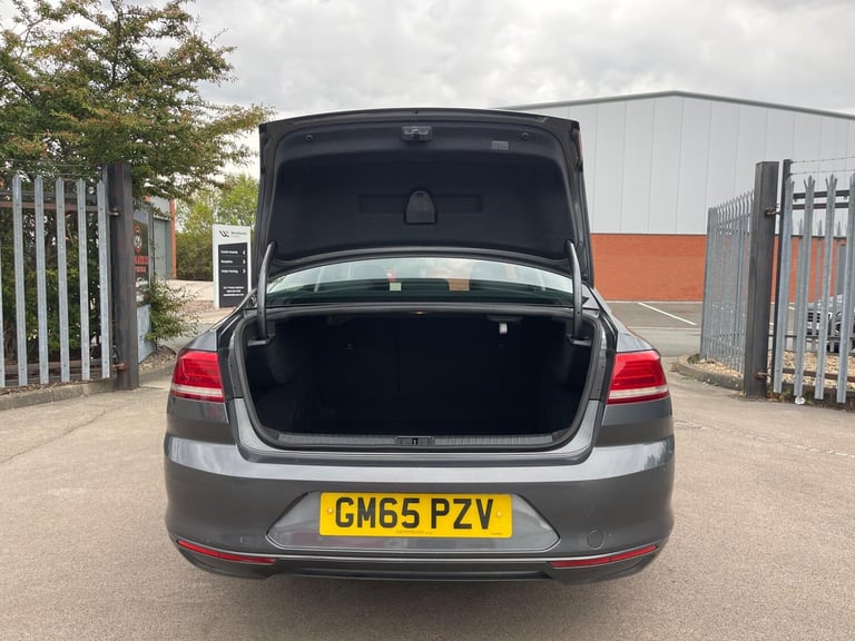 2015 Volkswagen Passat 1.6 TDI BlueMotion Tech S Euro 6 (s/s) 4dr SALOON Diesel Manual