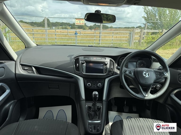 2017 Vauxhall Zafira Tourer 1.6 CDTi ecoFLEX Design MPV 5dr Diesel Manual Euro 6 (s/s) (134 ps) M...