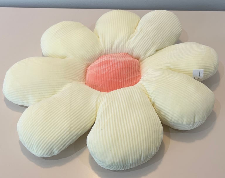 BRAND NEW White Flower Cushion