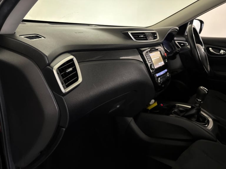 2015 Nissan X-Trail 1.6 dCi n-tec Euro 5 (s/s) 5dr ESTATE Diesel Manual