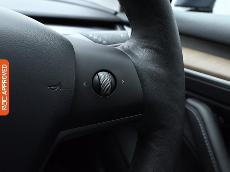 2021 Tesla Model 3 Standard Range Plus Saloon 4dr Electric Auto RWD (241 bhp) Saloon Automatic