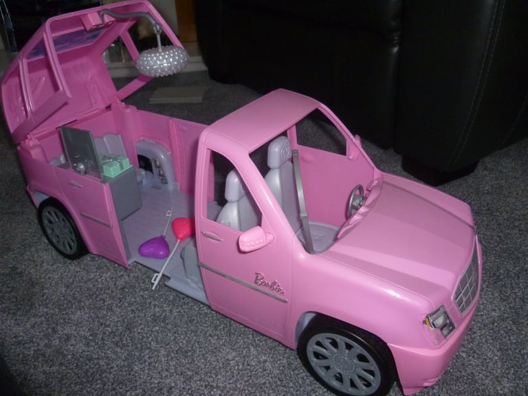 Barbie Party Limo