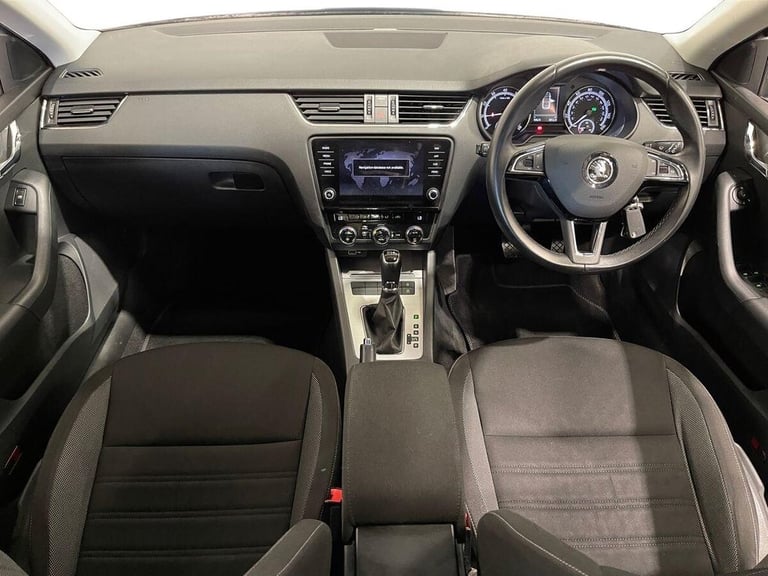 2020 Skoda Octavia 1.5 TSI ACT SE Drive Hatchback 5dr Petrol DSG Euro 6 (s/s) (150 ps) Hatchback ...