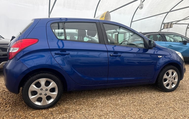 2011 Hyundai i20 1.4 Comfort Euro 5 5dr HATCHBACK Petrol Manual