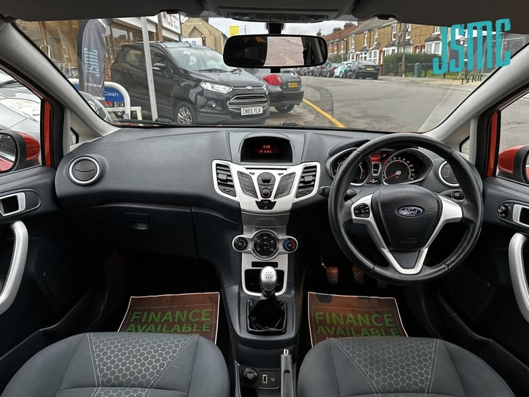2012 Ford Fiesta 1.4 Zetec 5dr HATCHBACK PETROL Manual